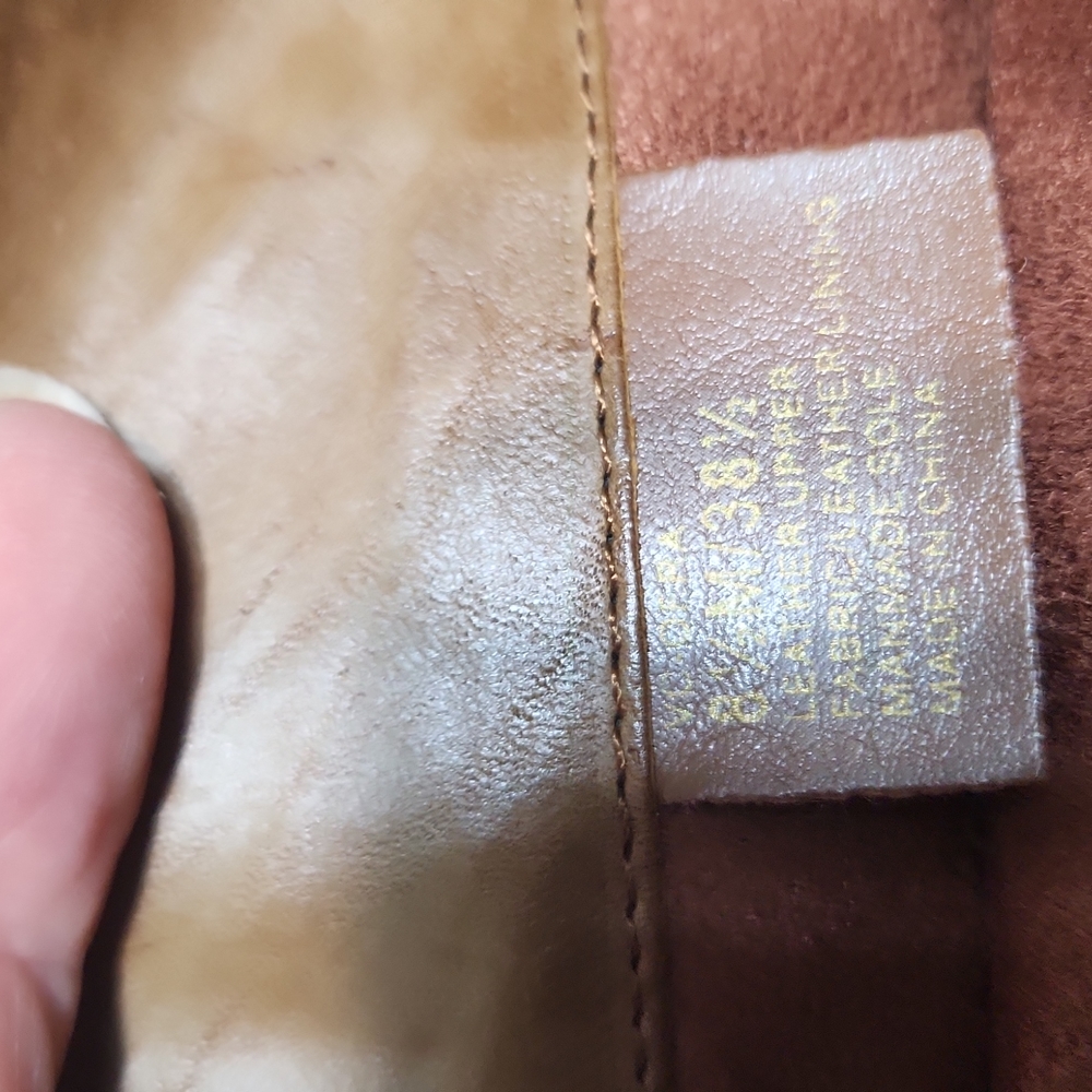 Ladies leather boots